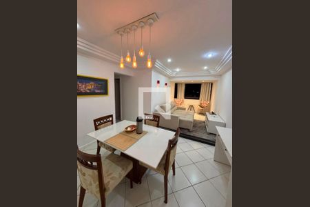 Sala de apartamento para alugar com 3 quartos, 86m² em Jardim Armação, Salvador