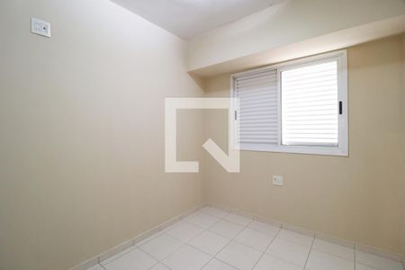Quarto 1 de apartamento para alugar com 3 quartos, 70m² em Saraiva, Uberlândia