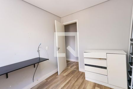 quarto 1 de apartamento para alugar com 2 quartos, 47m² em Jardim Helga, São Paulo