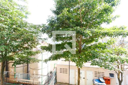 quarto 1 vista de apartamento para alugar com 2 quartos, 47m² em Jardim Helga, São Paulo