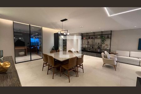 Apartamento à venda com 3 quartos, 197m² em Barra da Tijuca, Rio de Janeiro
