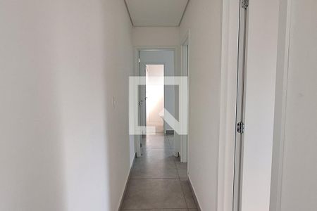 Corredor  de apartamento à venda com 2 quartos, 57m² em Santa Maria, Santo André