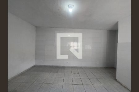 Sala de casa para alugar com 1 quarto, 60m² em Jardim das Imbuias, São Paulo