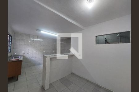 Sala de casa para alugar com 1 quarto, 60m² em Jardim das Imbuias, São Paulo