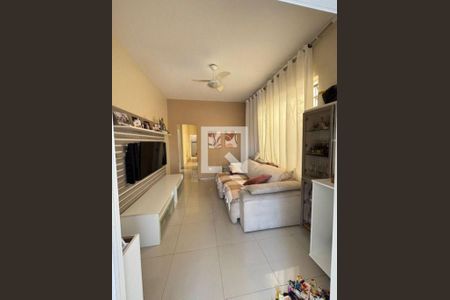 Casa à venda com 4 quartos, 152m² em Fátima, Niterói