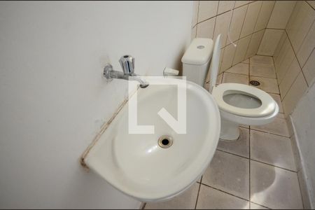 Banheiro de casa para alugar com 1 quarto, 40m² em Vila Pereira Cerca, São Paulo