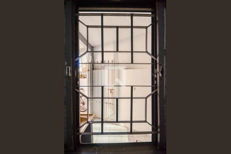 Quarto - Janela de casa para alugar com 1 quarto, 40m² em Vila Pereira Cerca, São Paulo