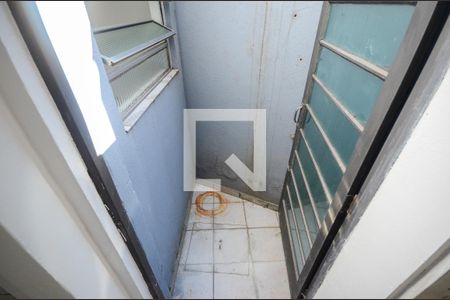 Corredor externo de casa para alugar com 1 quarto, 40m² em Vila Pereira Cerca, São Paulo