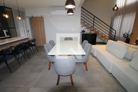 Sala de casa de condomínio para alugar com 5 quartos, 376m² em Condominio Alphaville 2, São José dos Campos