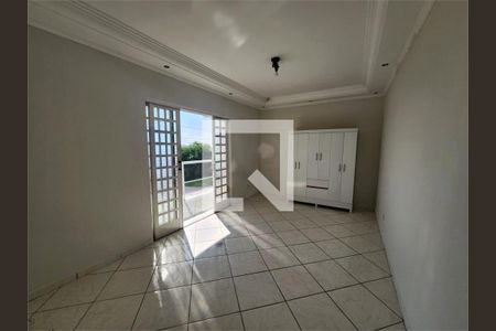 Casa à venda com 4 quartos, 250m² em Loteamento Residencial Ana Carolina, Valinhos