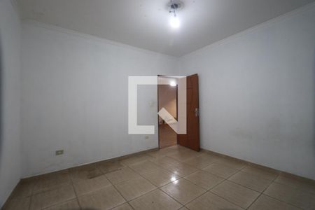 Quarto 3 de casa para alugar com 3 quartos, 120m² em Parque Santa Madalena, São Paulo