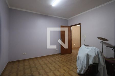 Quarto 2 de casa para alugar com 3 quartos, 120m² em Parque Santa Madalena, São Paulo
