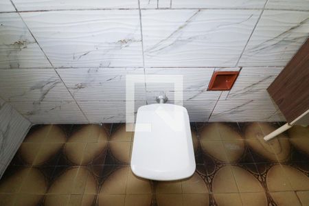 Banheiro de casa para alugar com 1 quarto, 65m² em Casa Verde Alta, São Paulo