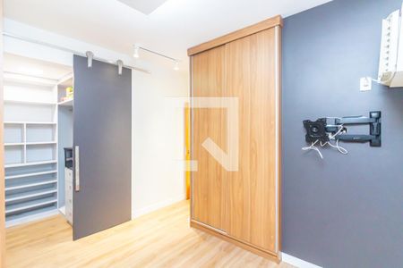 Apartamento à venda com 2 quartos, 70m² em Belvedere, Belo Horizonte