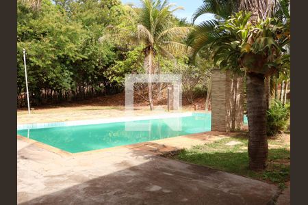 Piscina de casa de condomínio à venda com 3 quartos, 300m² em Sitios de Recreio Ipe, Goiânia