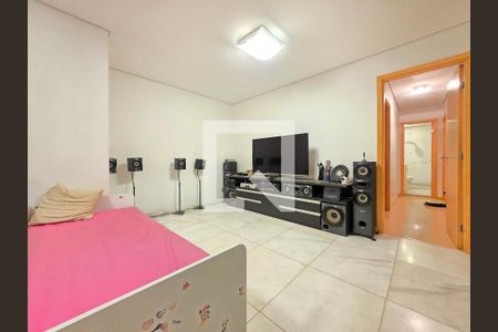 Sala  de apartamento à venda com 3 quartos, 95m² em Vila da Serra, Nova Lima