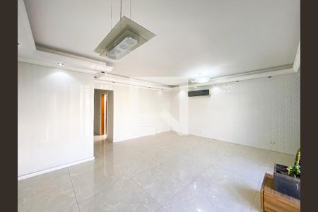 Sala de casa à venda com 3 quartos, 400m² em Vila Medeiros, São Paulo