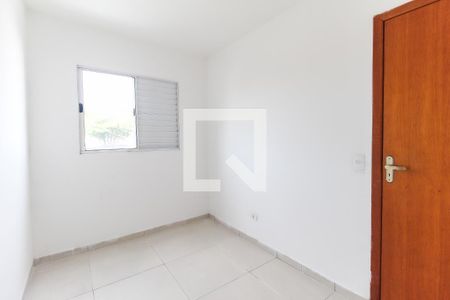 Quarto 1 de apartamento para alugar com 2 quartos, 43m² em Chácara Três Meninas, São Paulo