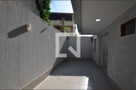 Varanda de apartamento para alugar com 2 quartos, 45m² em Bento Ribeiro, Rio de Janeiro