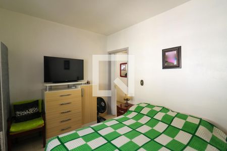 Quarto 1 de apartamento para alugar com 2 quartos, 50m² em Camaquã, Porto Alegre