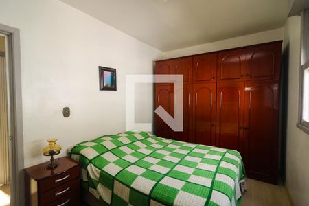 Quarto 1 de apartamento para alugar com 2 quartos, 50m² em Camaquã, Porto Alegre