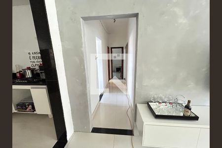 Corredor de casa de condomínio para alugar com 3 quartos, 197m² em Praça Seca, Rio de Janeiro