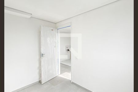 Quarto 2 de apartamento para alugar com 2 quartos, 33m² em Vila Silvia, São Paulo