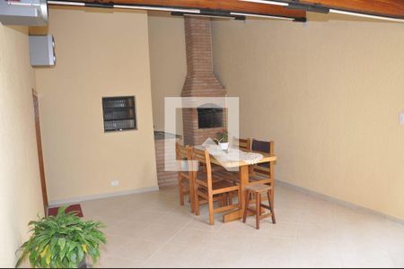 Casa à venda com 4 quartos, 263m² em Vila Camilópolis, Santo André