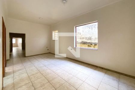 Sala de casa à venda com 4 quartos, 420m² em Centro, Nova Lima