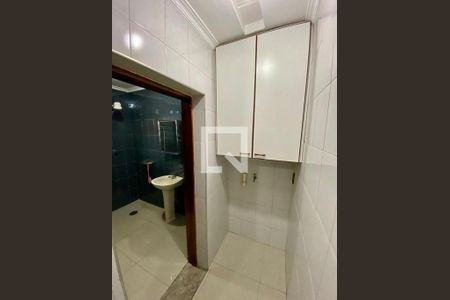 Casa à venda com 3 quartos, 141m² em Vila Bancaria Munhoz, São Paulo