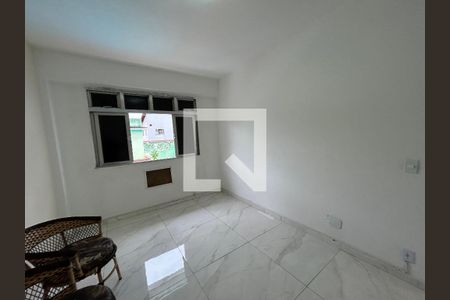 Quarto 1 de apartamento para alugar com 2 quartos, 55m² em Vila Valqueire, Rio de Janeiro