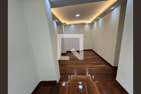 Sala de apartamento para alugar com 2 quartos, 55m² em Vila Valqueire, Rio de Janeiro