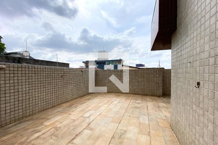 Apartamento à venda com 4 quartos, 218m² em Prado, Belo Horizonte