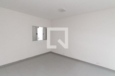 Quarto 1 de casa para alugar com 3 quartos, 320m² em Vila Mazzei, São Paulo