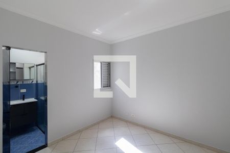 Suíte de casa para alugar com 3 quartos, 130m² em Conjunto Habitacional Aguia de Haia, São Paulo