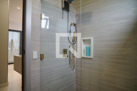 Banheiro Social de casa de condomínio para alugar com 4 quartos, 370m² em Cajueiros, Maricá