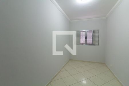 Quarto 1 de casa para alugar com 3 quartos, 100m² em Conjunto Habitacional Aguia de Haia, São Paulo