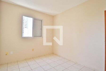 Quarto 1 de apartamento para alugar com 3 quartos, 125m² em Santa Mônica, Uberlândia