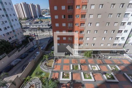 Vista da sala de apartamento à venda com 2 quartos, 44m² em Canhema, Diadema