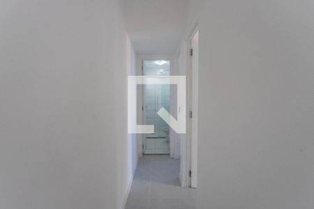 Corredor de apartamento à venda com 2 quartos, 44m² em Canhema, Diadema