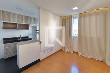 Sala de apartamento à venda com 2 quartos, 44m² em Fundacao da Casa Popular, Campinas