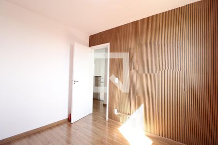Quarto 1 de apartamento para alugar com 2 quartos, 54m² em Chácaras Tubalina E Quartel, Uberlândia