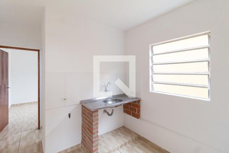 Cozinha de casa para alugar com 1 quarto, 30m² em Jardim Marilu, Carapicuíba