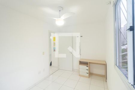 Quarto 1 de apartamento para alugar com 2 quartos, 44m² em Santa Cruz, Rio de Janeiro