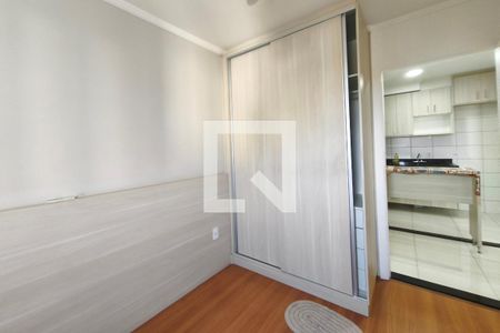 Quarto 2 de apartamento para alugar com 2 quartos, 45m² em Jardim do Lago Continuacao, Campinas