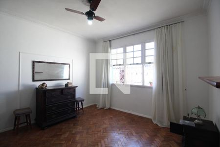 Quarto 1 de casa para alugar com 3 quartos, 140m² em Tanque, Rio de Janeiro