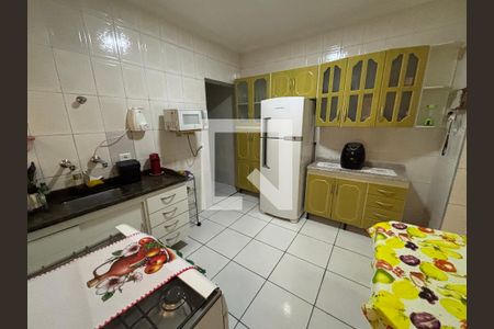 Cozinha - Armários de casa à venda com 2 quartos, 135m² em Vila Sao Francisco (zona Leste), São Paulo