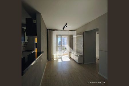 Sala de apartamento à venda com 2 quartos, 50m² em Capão Raso, Curitiba