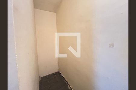 Closet do quarto de casa para alugar com 1 quarto, 34m² em Vila Valqueire, Rio de Janeiro