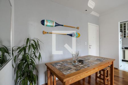 Sala de apartamento para alugar com 2 quartos, 60m² em Nova Mogilar, Mogi das Cruzes